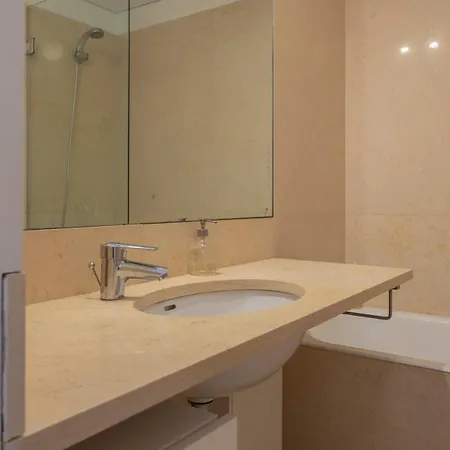Downtown Apartment Santa Justa Lisbon Exterior photo